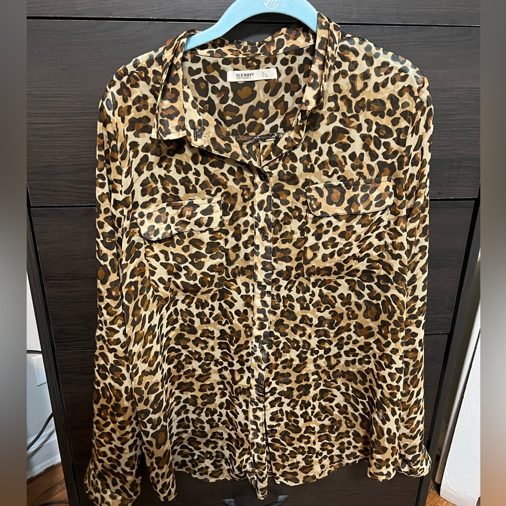 Old Navy utility top.